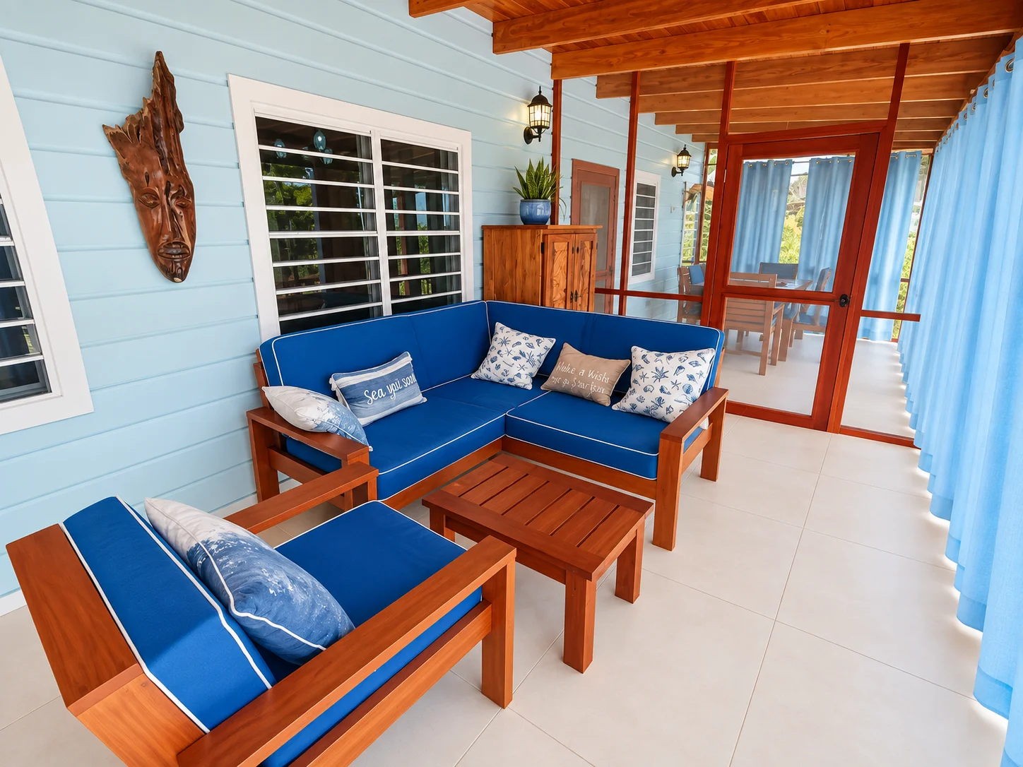 Relaxed outdoor living